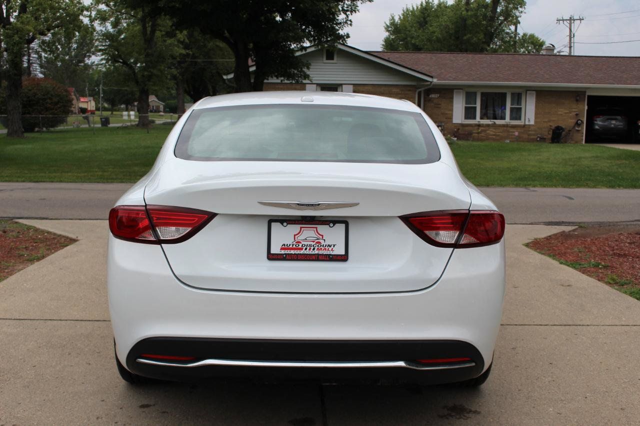 Used 2015 Chrysler 200 Limited w/ Convenience Group FWD image 8