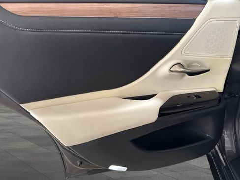 Certified 2023 Lexus ES 350 w/ Premium Package image 26