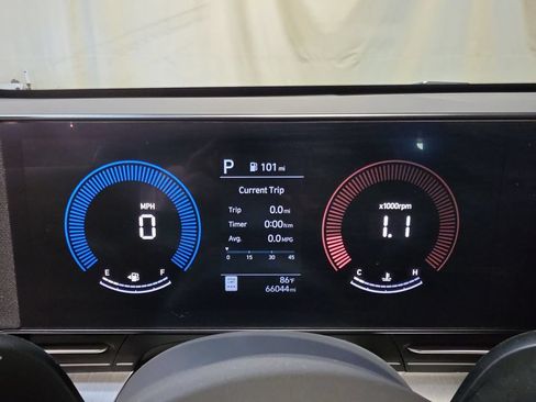 Used 2024 Hyundai Kona SEL FWD image 10