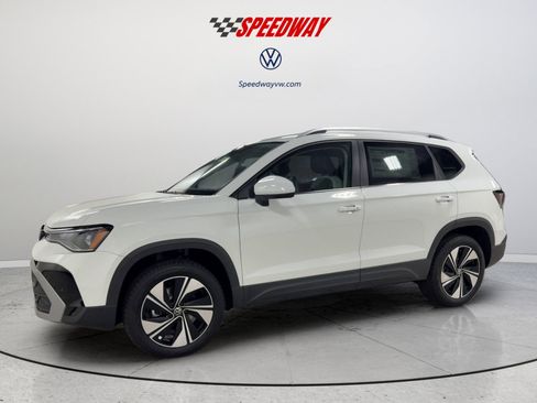 New 2026 Volkswagen Taos SE AWD/4WD image 5