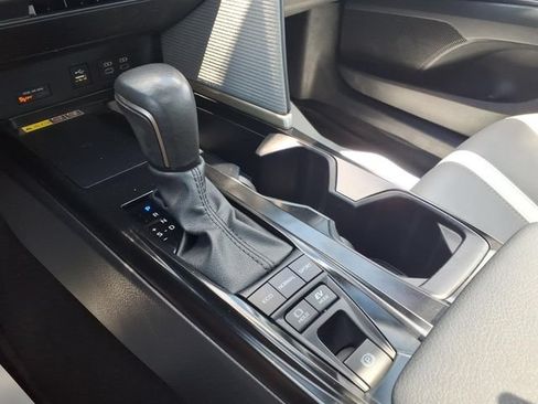 Used 2025 Toyota Camry SE w/ Multimedia Upgrade Package FWD image 17