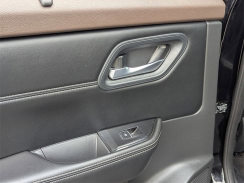 Used 2023 Nissan Rogue SL w/ SL Premium Package image 28