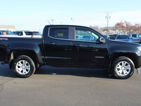 Used 2016 Chevrolet Colorado LT w/ LT Convenience Package image 8
