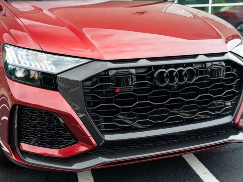 Used 2022 Audi RS Q8 w/ Carbon Optic Package AWD/4WD image 5