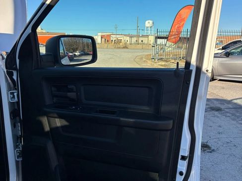 Used 2018 RAM 1500 Express w/ Express Value Package AWD/4WD image 32