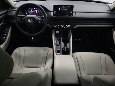 Used 2025 Honda Accord LX image 15