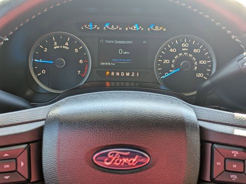 Used 2017 Ford F150 XLT w/ Equipment Group 302A Luxury image 14