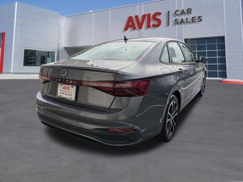 Used 2025 Volkswagen Jetta Sport FWD image 5