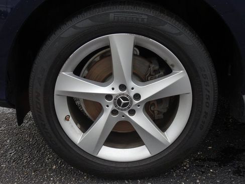 Used 2018 Mercedes-Benz GLE 350 4MATIC image 28