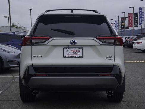 Used 2021 Toyota RAV4 XSE AWD/4WD image 5