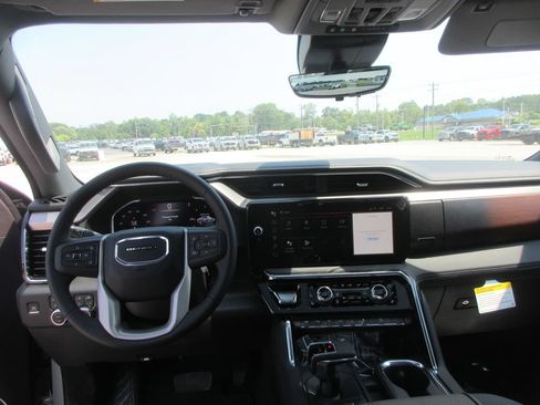 New 2026 GMC Sierra 1500 Denali w/ Denali Reserve Package AWD/4WD image 18