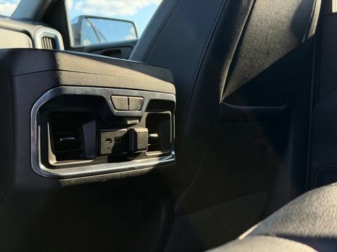 Used 2019 GMC Sierra 1500 SLT w/ SLT Convenience Package AWD/4WD image 19