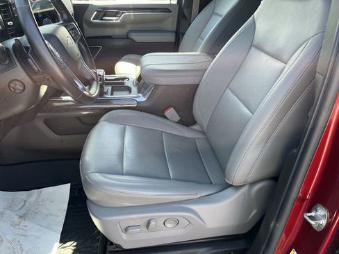 Used 2023 Chevrolet Silverado 1500 LTZ w/ LTZ Convenience Package II AWD/4WD image 14
