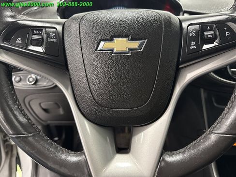 Used 2017 Chevrolet Trax LT w/ Sun & Sound Package image 22