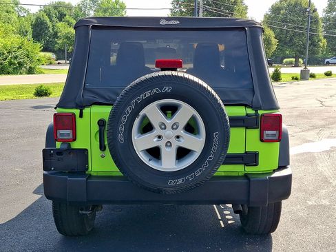 Used 2012 Jeep Wrangler Sport AWD/4WD image 21