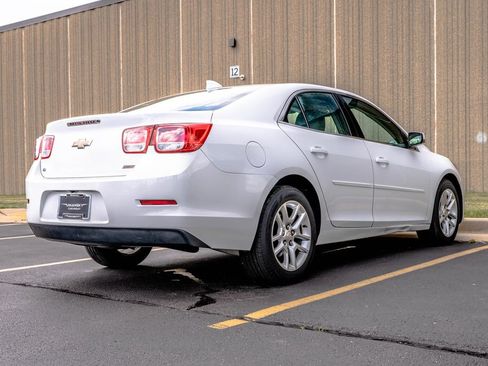 Certified 2015 Chevrolet Malibu LT w/ Power Convenience Package FWD image 9