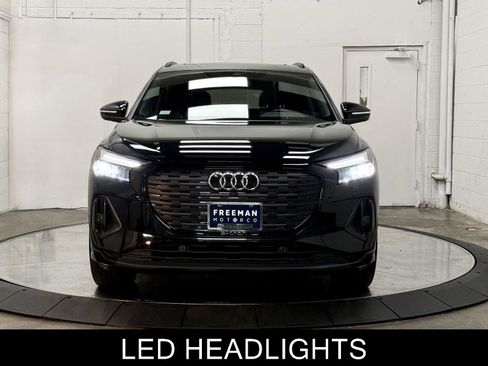 Used 2024 Audi Q4 e-tron Premium Plus w/ Premium Plus image 3