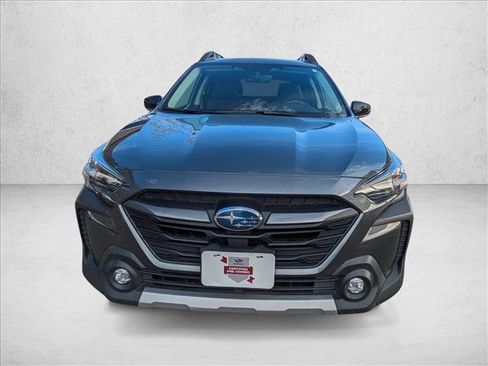 Used 2025 Subaru Outback Limited image 2