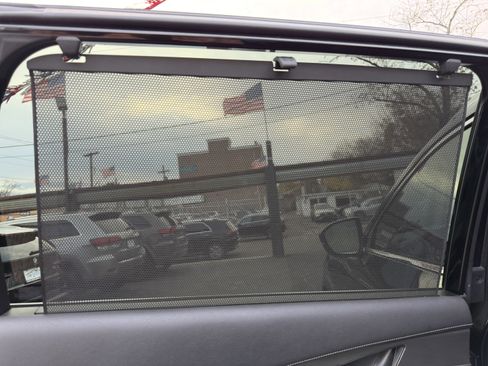 Used 2023 INFINITI QX60 Luxe w/ Cargo Package image 39