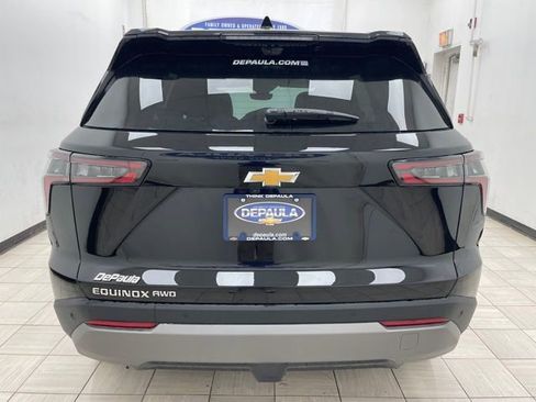 New 2026 Chevrolet Equinox LT w/ Convenience Package II image 19