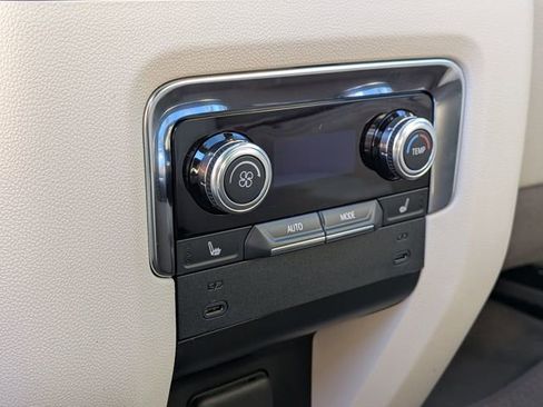 New 2026 GMC Yukon XL Denali w/ Sun & Power Step Package image 27