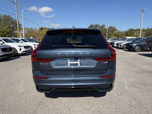 New 2026 Volvo XC60 T8 Ultra w/ Climate Package image 4