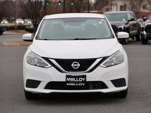 Used 2019 Nissan Sentra SV image 5