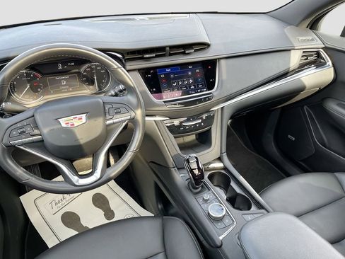 Certified 2024 Cadillac XT6 Luxury w/ LPO, Floor Liner Package AWD/4WD image 28