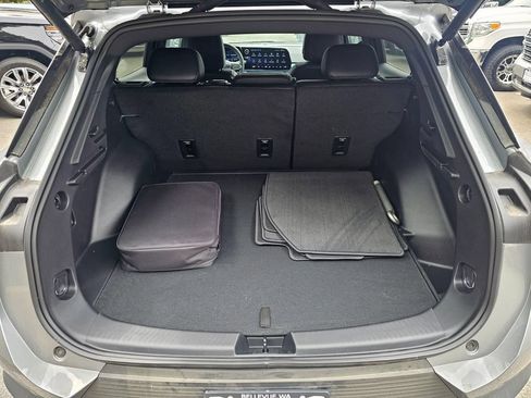 New 2026 Chevrolet Equinox EV LT AWD/4WD image 13