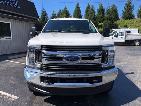 Used 2018 Ford F250 XL w/ STX Appearance Package AWD/4WD image 9