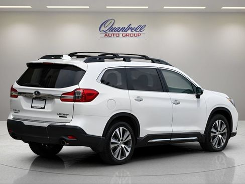 Used 2019 Subaru Ascent Touring w/ Popular Package #3 AWD/4WD image 4