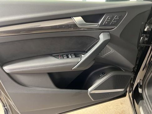 Used 2023 Audi SQ5 Premium Plus w/ Premium Plus Package image 18