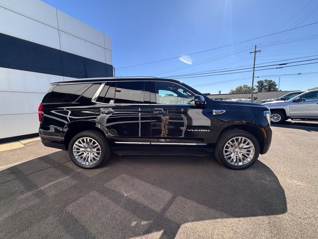 Used 2026 GMC Yukon Elevation w/ Elevation Premium Package AWD/4WD image 6