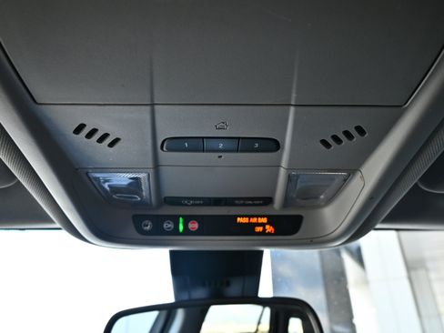 Used 2023 GMC Terrain AT4 AWD/4WD image 30