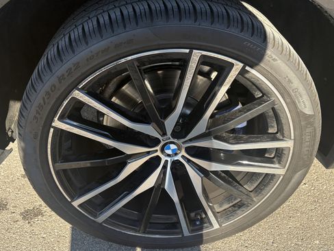 Used 2019 BMW X5 xDrive40i w/ M Sport Package image 14