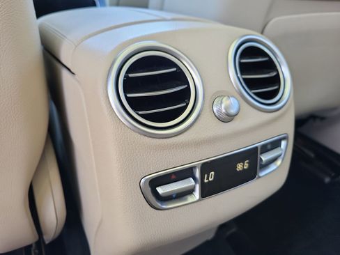 Used 2020 Mercedes-Benz GLC 43 AMG 4MATIC image 25