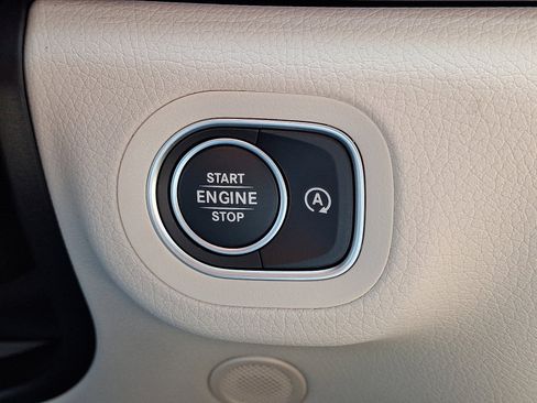 New 2026 Mercedes-Benz GLE 350 4MATIC image 21