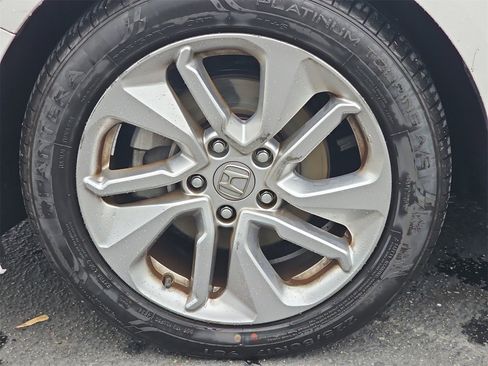 Used 2019 Honda Accord LX image 10