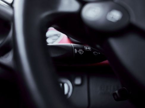 Used 2006 Mercedes-Benz SLR image 55