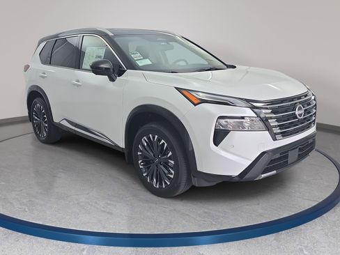 New 2026 Nissan Rogue Platinum w/ Tech Package AWD/4WD image 3