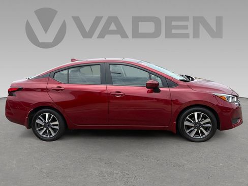 Used 2023 Nissan Versa SV w/ Trunk Package FWD image 5