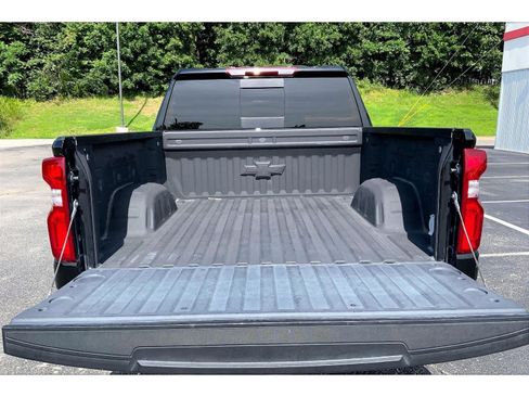 Used 2024 Chevrolet Silverado 1500 LT Trail Boss w/ LT Trail Boss Premium Package AWD/4WD image 26