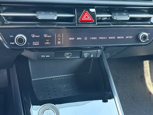 New 2026 Kia Niro Wind image 29