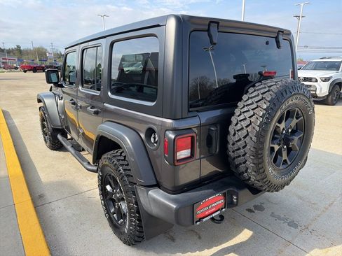 Used 2022 Jeep Wrangler Unlimited Sport image 7