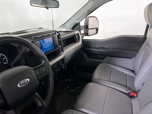 Used 2024 Ford F250 XL w/ Snow Plow Prep Package image 21