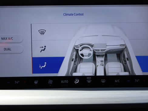 Used 2023 Ford Escape Platinum image 21