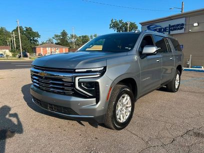 Used 2025 Chevrolet Suburban LT