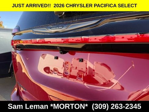 New 2026 Chrysler Pacifica Select image 9