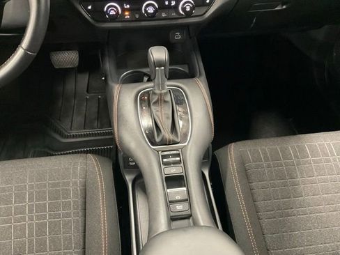 Certified 2025 Honda HR-V Sport image 24