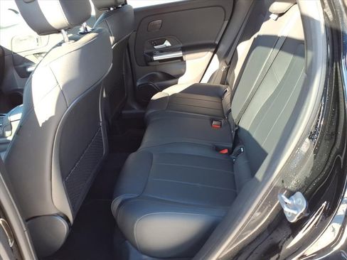 Certified 2025 Mercedes-Benz GLA 250 4MATIC image 12